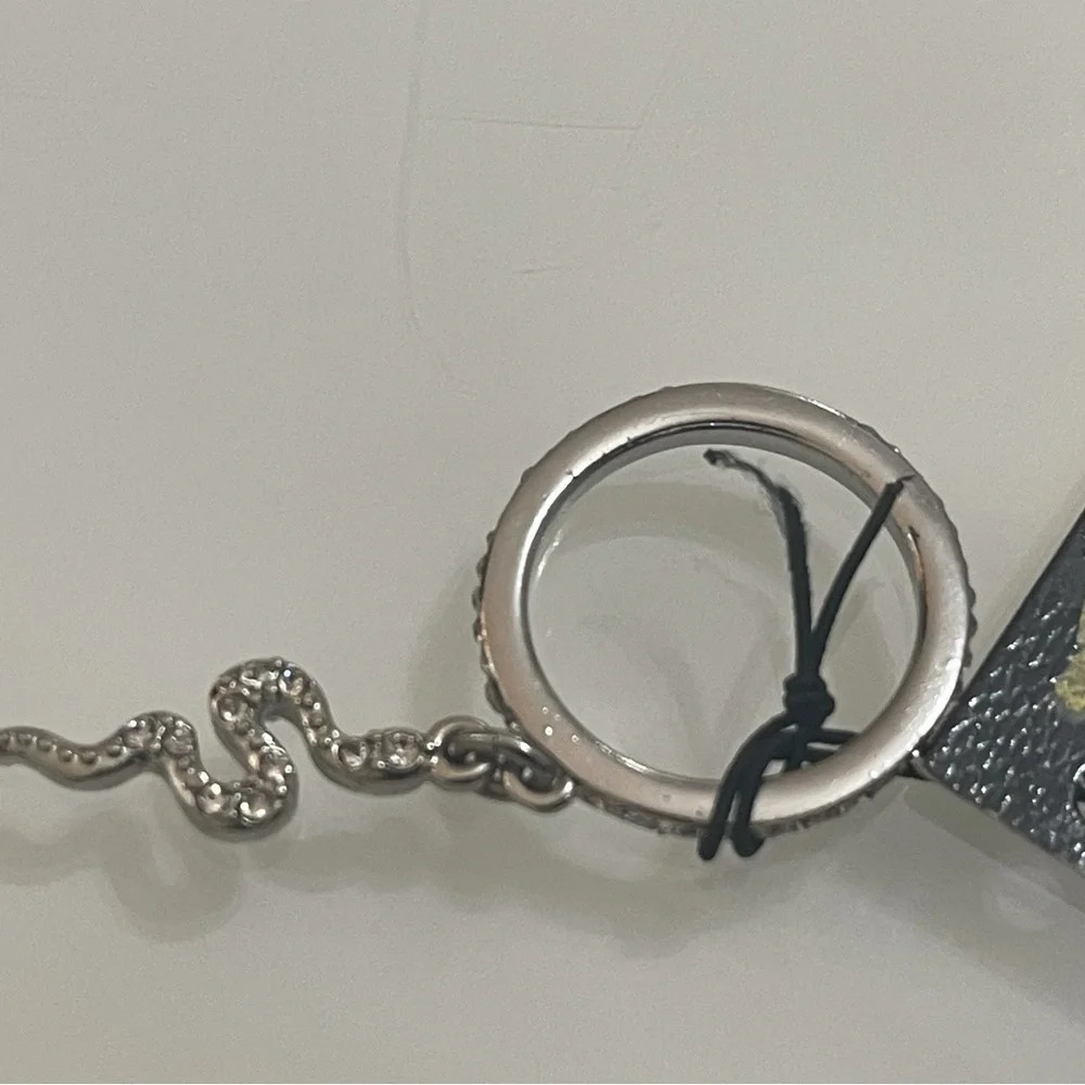 3x$25 ❤️ New York & Co Dangling Snake Ring ❤️ size 6, 7, 8 - Picture 8 of 8